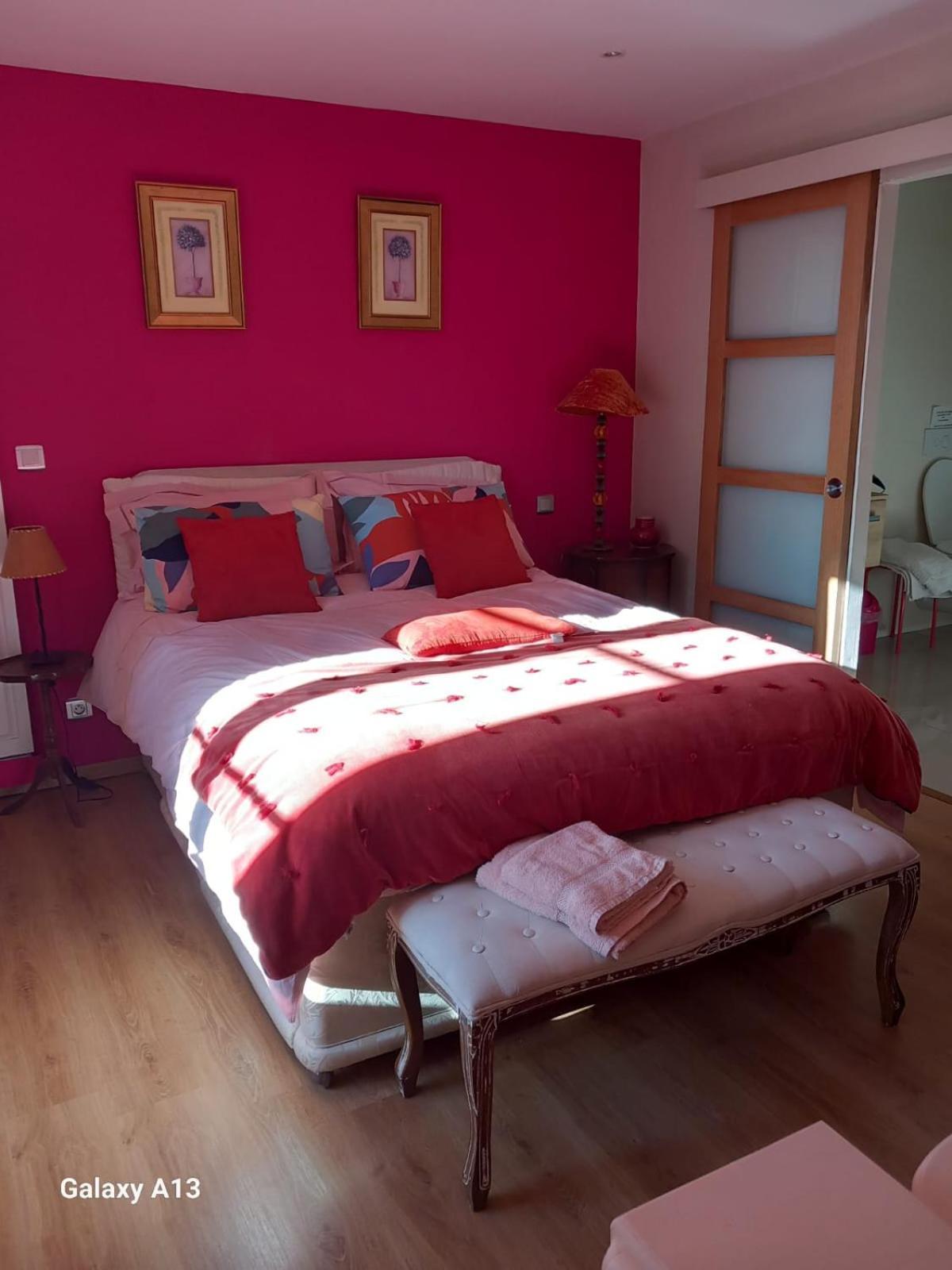Au Domaine De Sophie Chambres D'Hotes Crasville  Zewnętrze zdjęcie